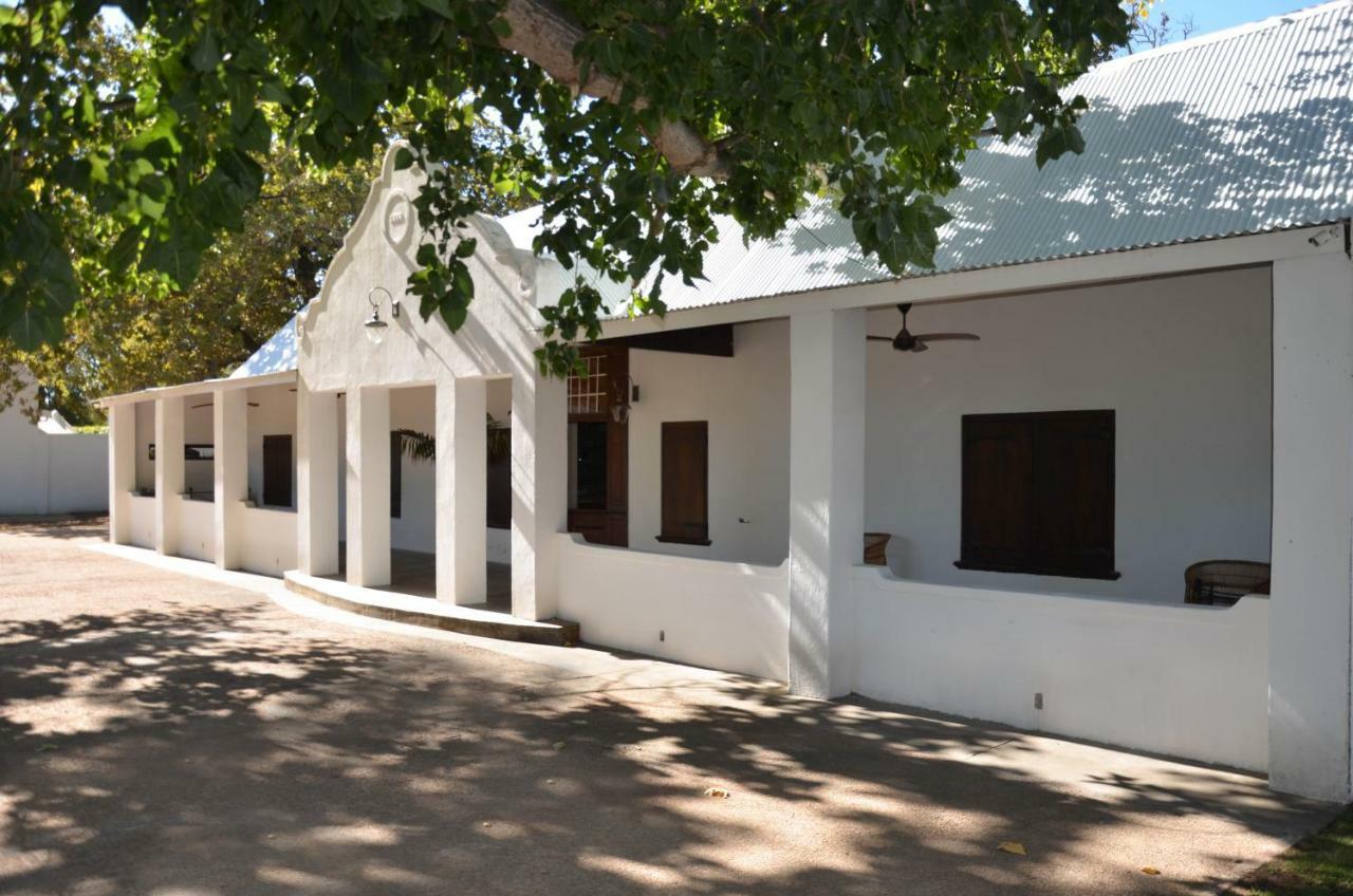 מלון פרנצ'הוק La Paris Estate מראה חיצוני תמונה